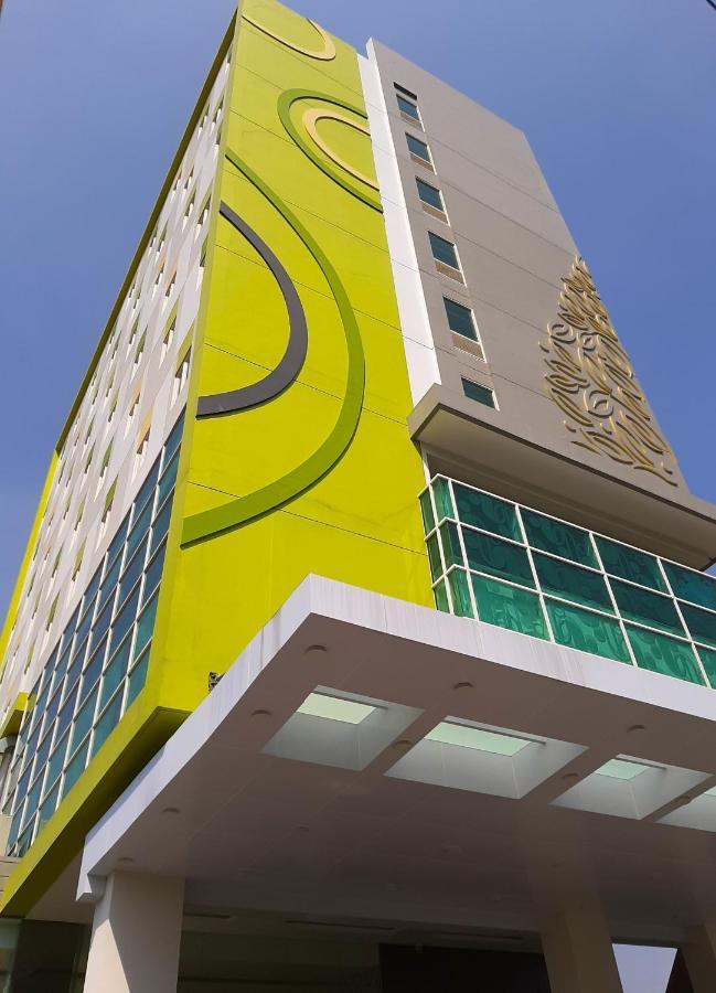 Zest Parang Raja Solo By Swiss-Belhotel International Bonorejo المظهر الخارجي الصورة